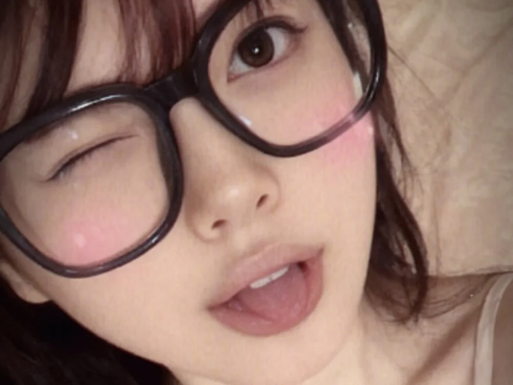 Offline XXX chat modela Mike-ch-