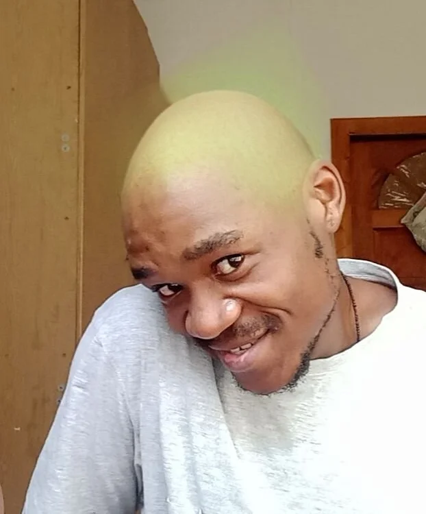 Abuti_Grootman offline chatrum