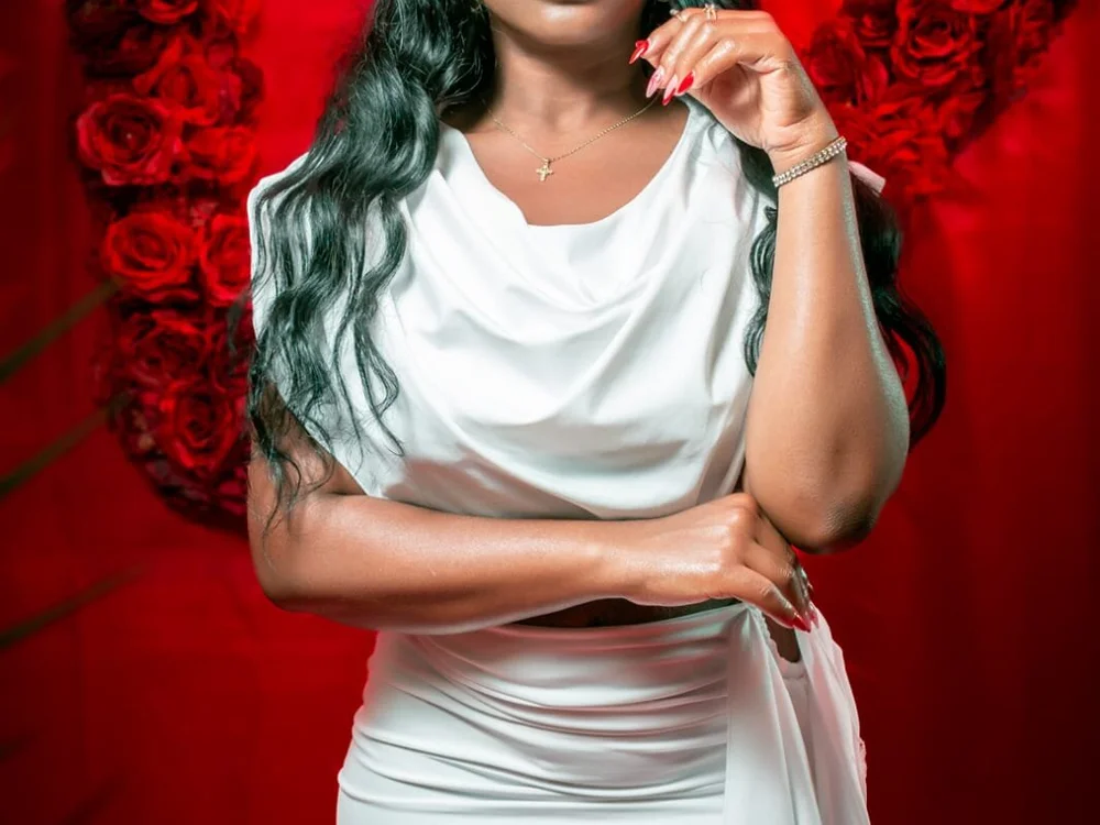 Athenea_Mills Chat XXX in diretta