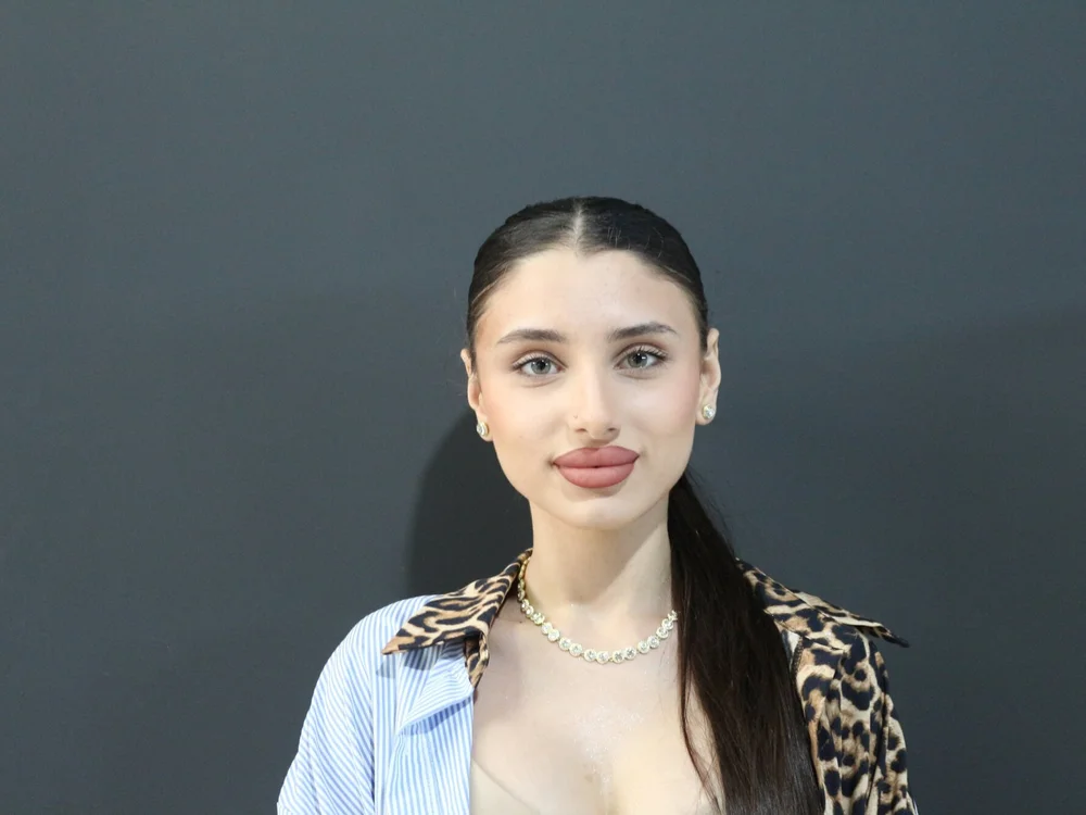BelleEsme's Offline XXX Chat