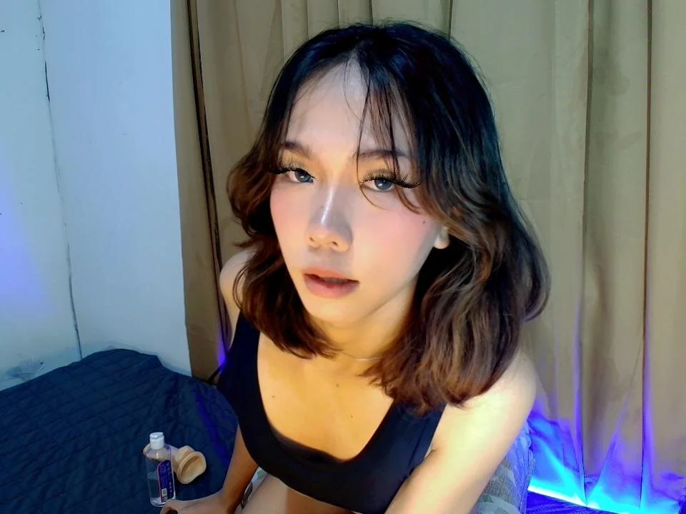 cumcutiekaye's Offline XXX Chat