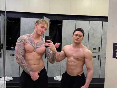 Justin_Hardy Offline XXX-chat