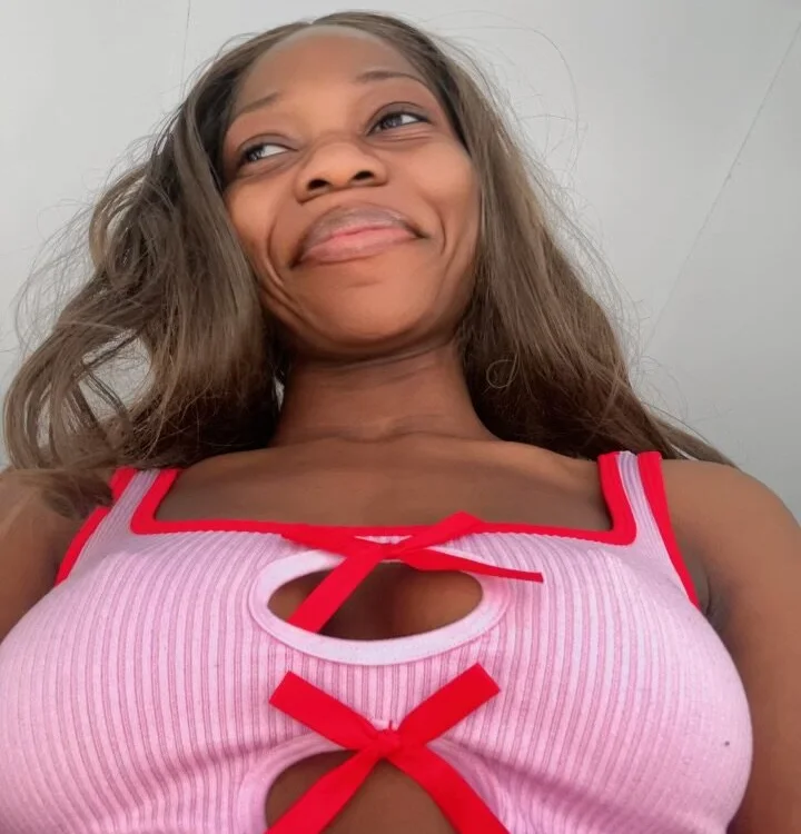 Pistachio-'s Offline XXX Chat