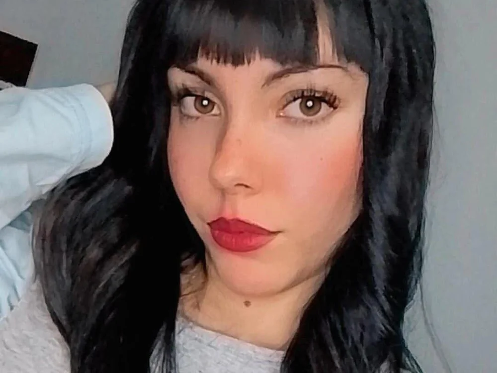soy_lara99's Offline XXX Chat