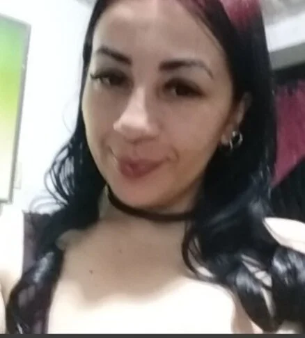 FrancheskaDior's Offline Chat Room