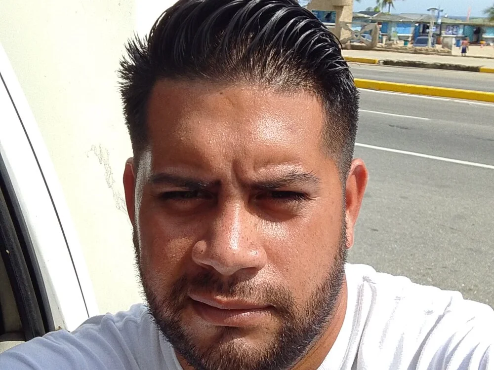 Chatroom XXX hors ligne de angel413