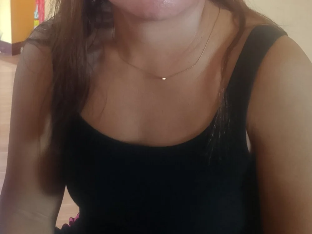 juliana_babe Offline XXX Chat