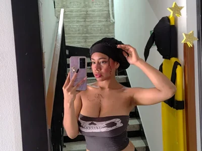 Charlotte_bronte - Girl 