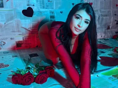 Hannaa_blondee on StripChat