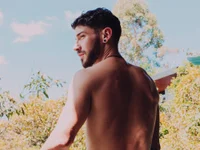 Model Guyinthemountain