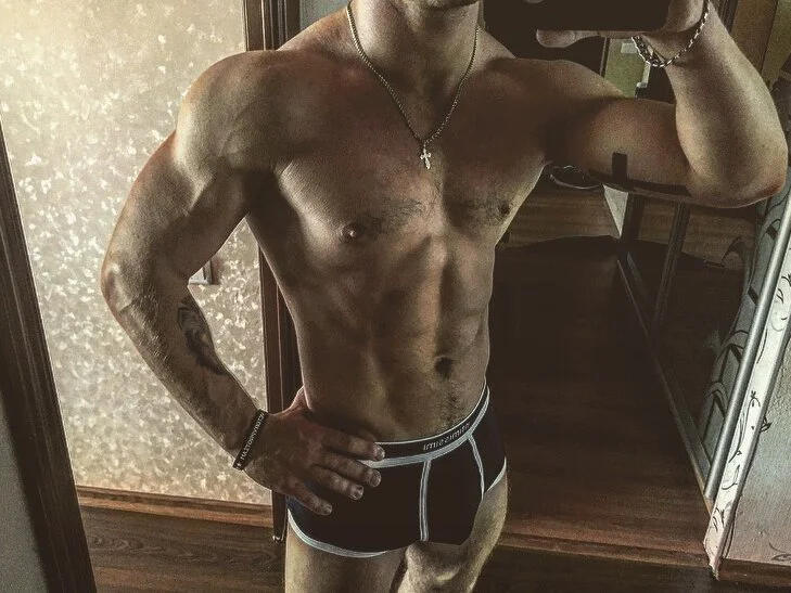 LeoPaulini Chat XXX Ngoại tuyến