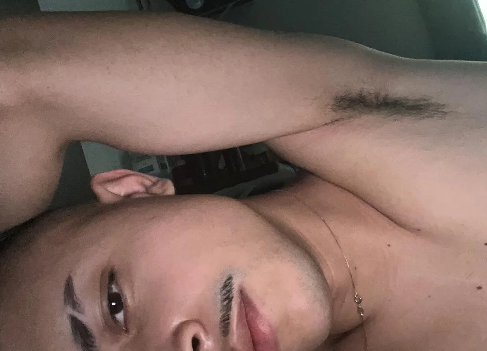 MaxVeyra Chat XXX Ngoại tuyến