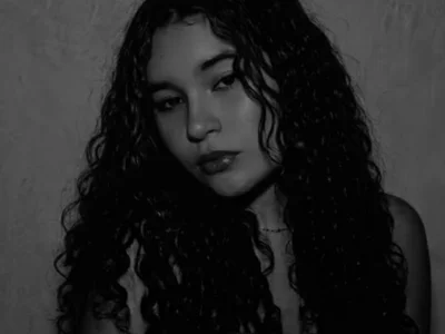 Alishaa_Rose Female Petite Live Webcam Striptease