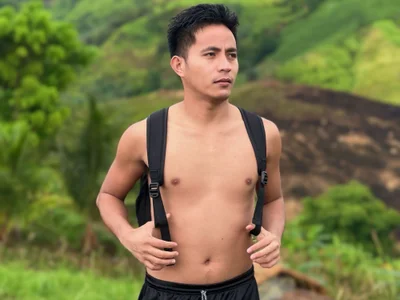 Lloyd_wintours profile