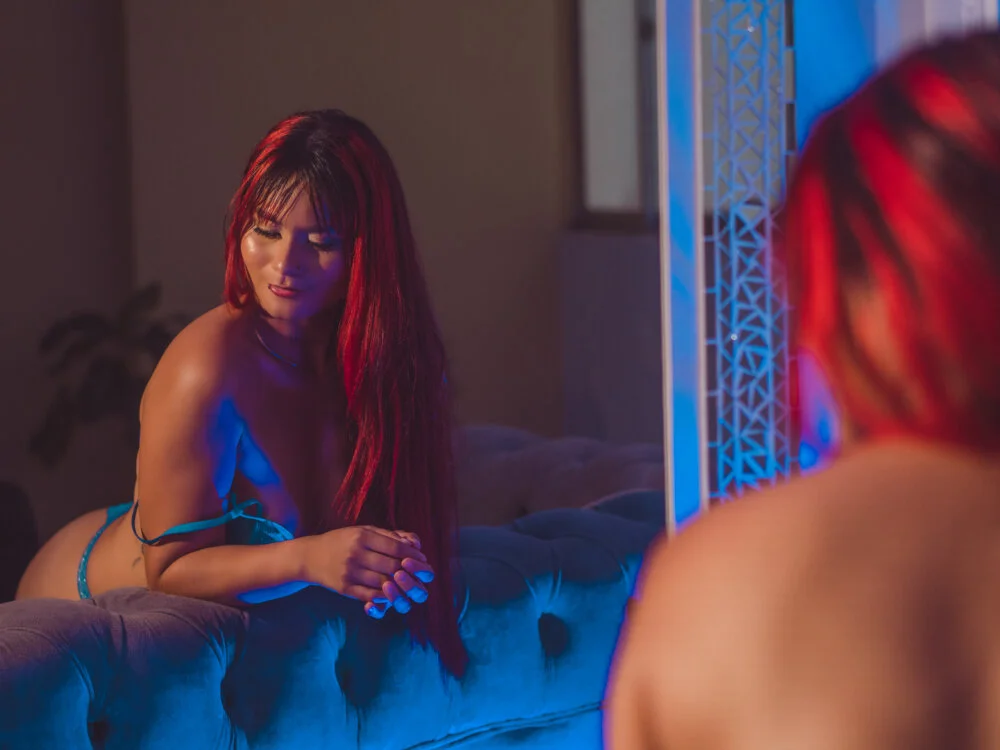 Miiaa_jones Chat XXX Ngoại tuyến