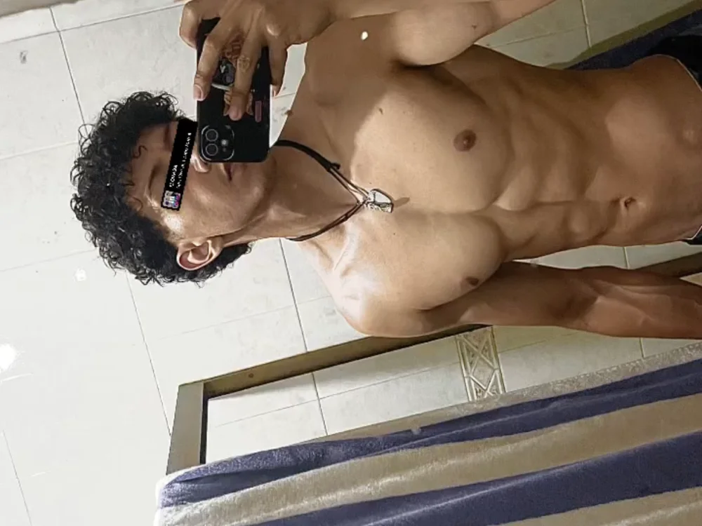 bigdickkboy1 Offline XXX Chat