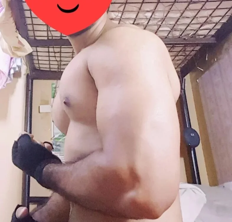 9inchesHire Offline XXX-Chat