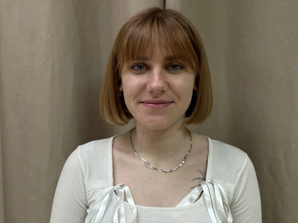 CheriHamel Adlı Modelin Çevrimdışı XXX Sohbeti