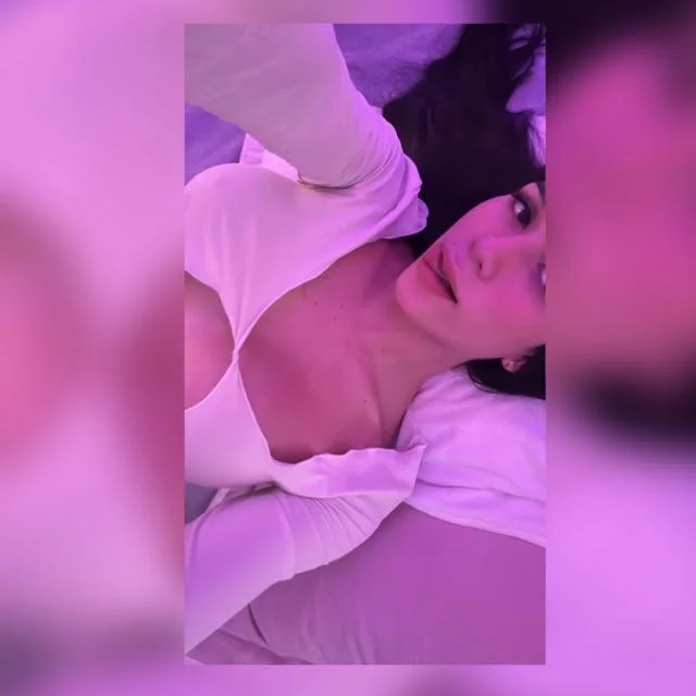 Isabelablockwelln Offline XXX chat