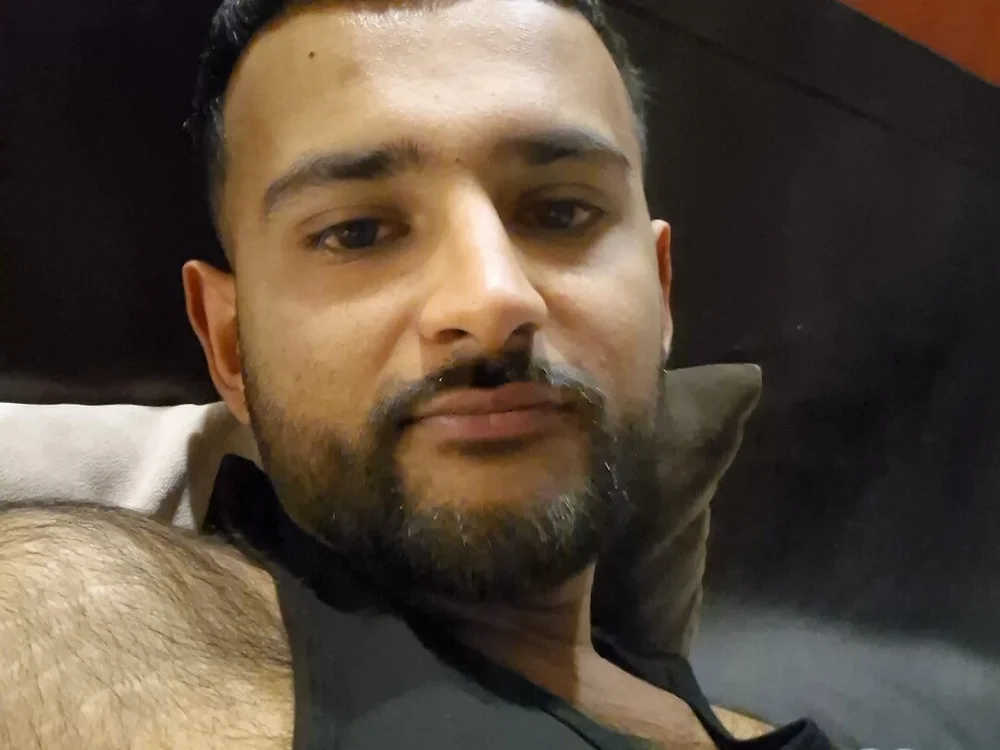 raykhan69med offline chatrum