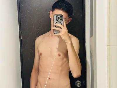Dominic_Thin_