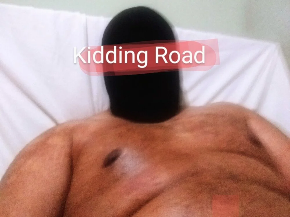 Offline XXX chat Kidding_Road