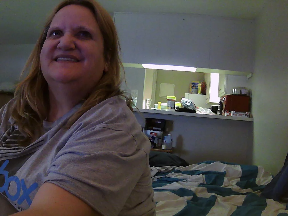 bbwmoma's Offline Chat Room