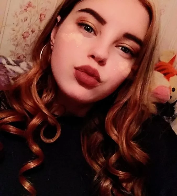 Sunshine_Mary's Offline XXX Chat