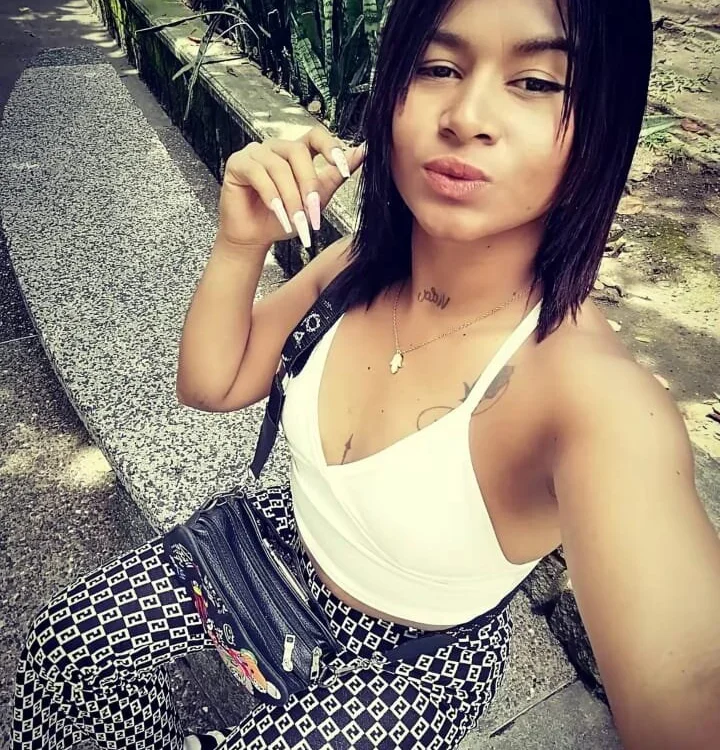 Chatroom XXX hors ligne de Safirolova