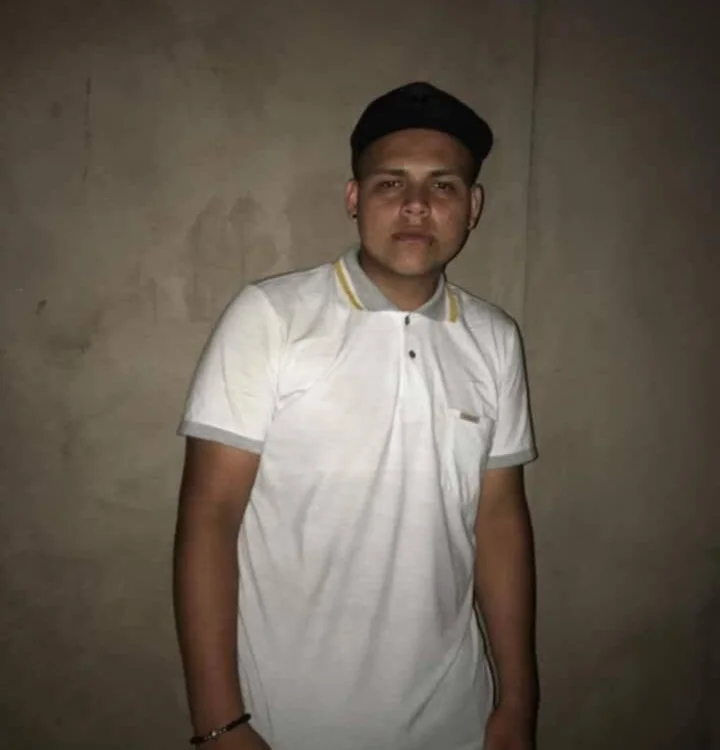 JAVIER_XXXTENTACION offline chatrum