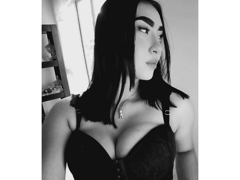 _Aisha__'s Offline Chat Room