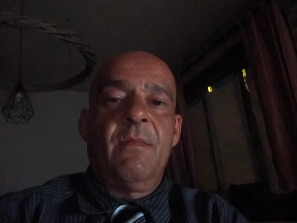 horndude187187 Adlı Modelin Çevrimdışı XXX Sohbeti