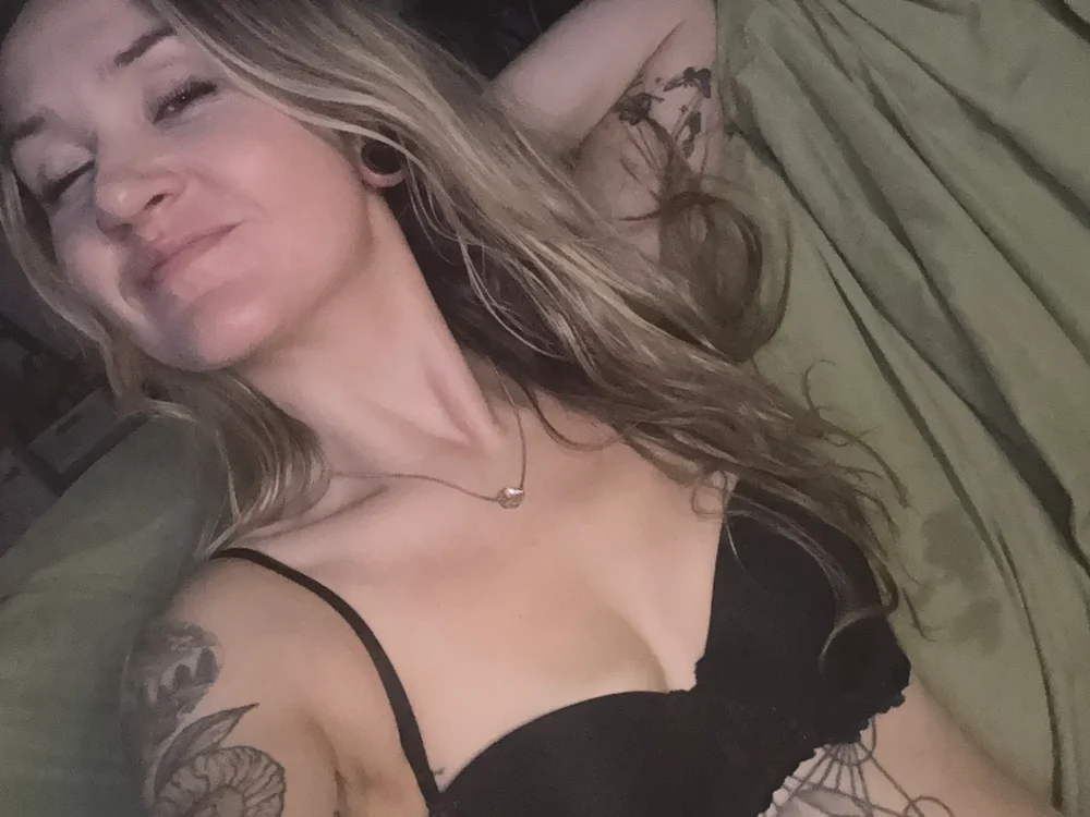 tattedxxxmami's Offline XXX Chat