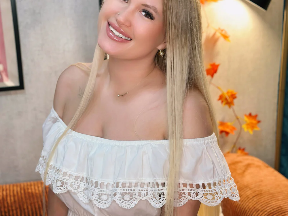 HoneyKatie Chat XXX offline