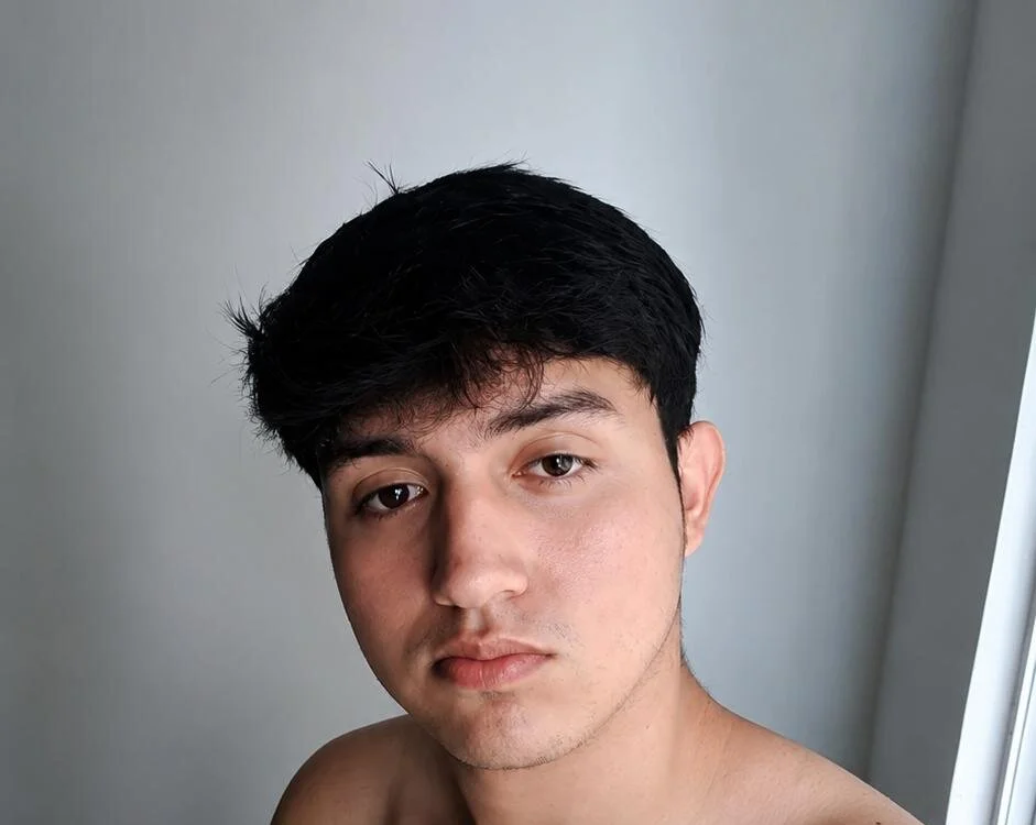 Offline XXX chat modela Lucas_Hill