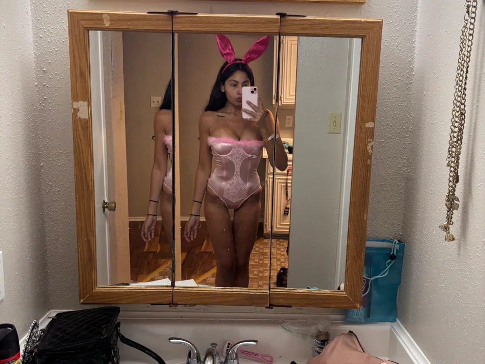 livinglolitaloca cover photo