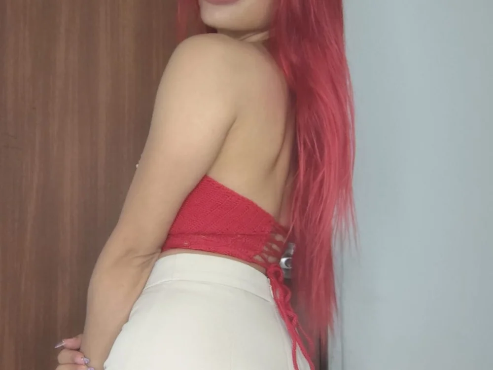 Ariel_Whore's Offline Chat Room