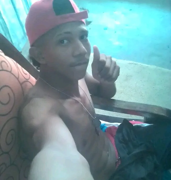 25jise Offline XXX-Chat