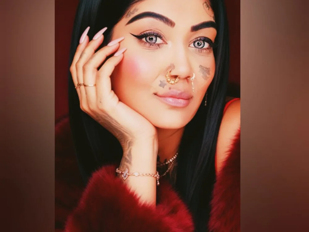 indian_dreamgirl Offline XXX Chat