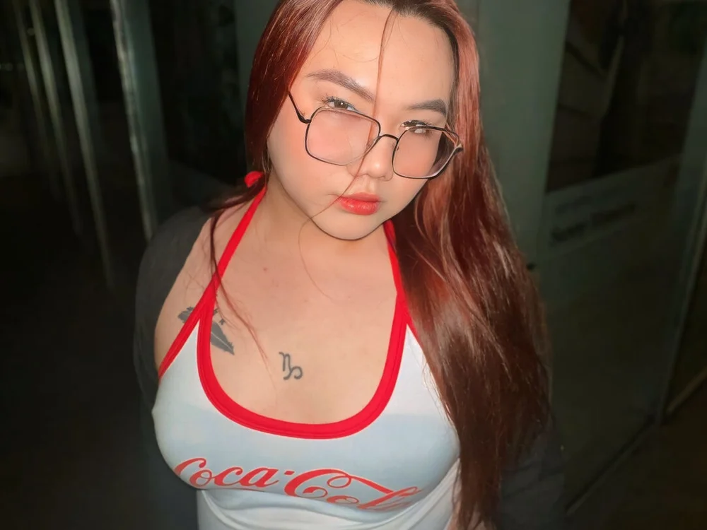AthenaKyle's Offline Chat Room