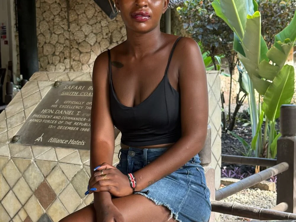 FeliciaZ's Offline XXX Chat