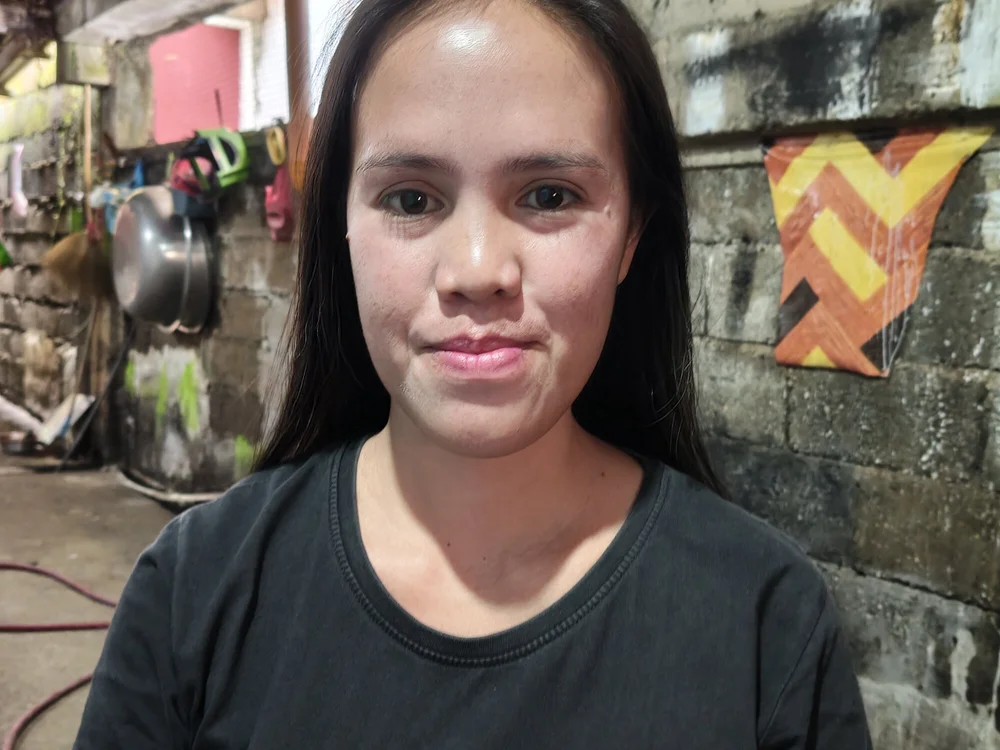 honey_pinay66 Obrolan XXX Offline