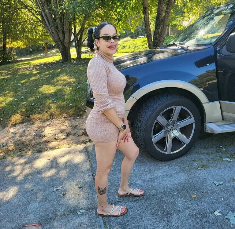 CharlayHustle268 Offline XXX Chat