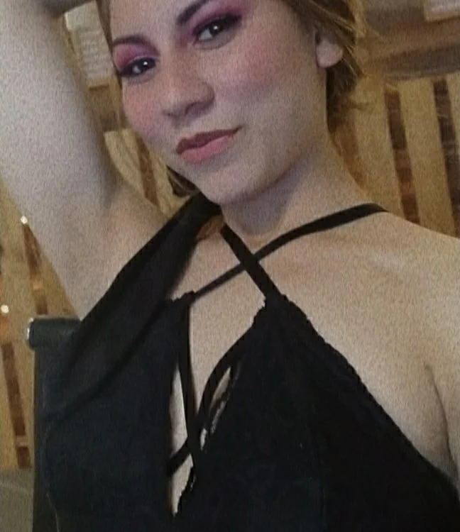 SWETT_AGATA_'s Offline XXX Chat