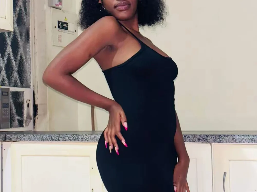 دردشة BLACKDIAMOND1821 الجنسية دون اتصال