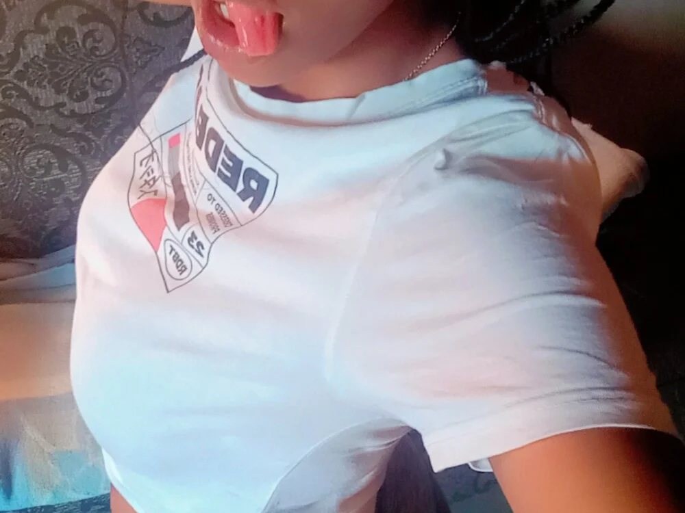 Mercedes2k's Offline XXX Chat