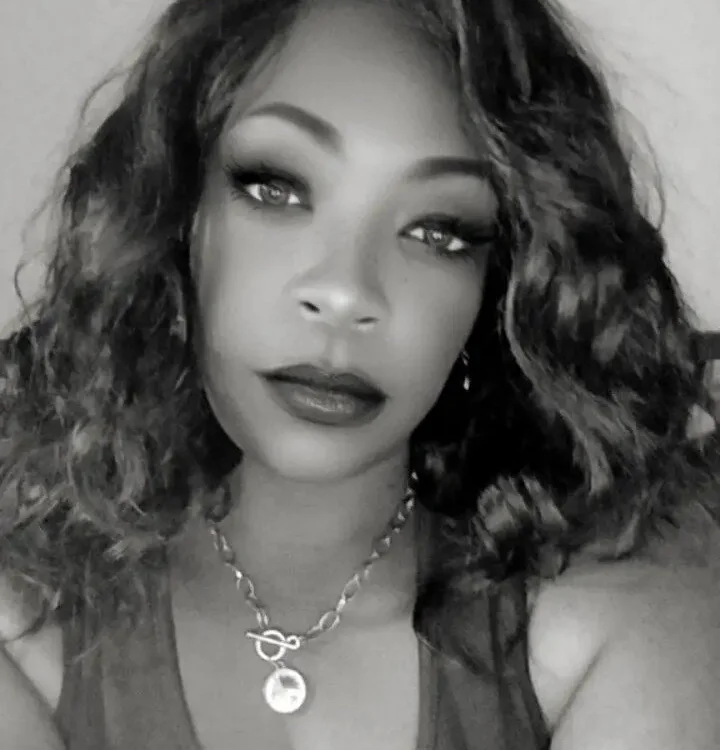 sweetuuumms' Offline XXX Chat