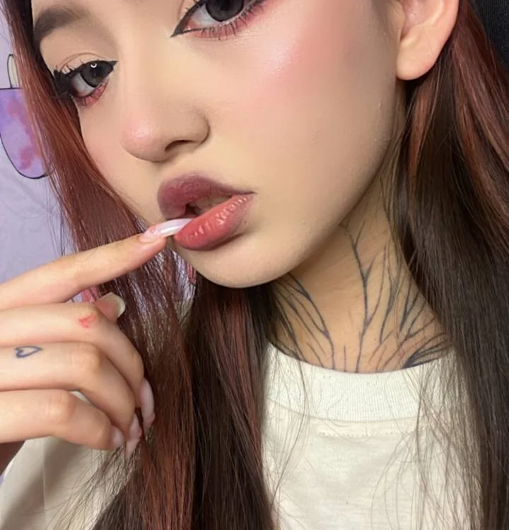 Yumiko_angl's Offline XXX Chat