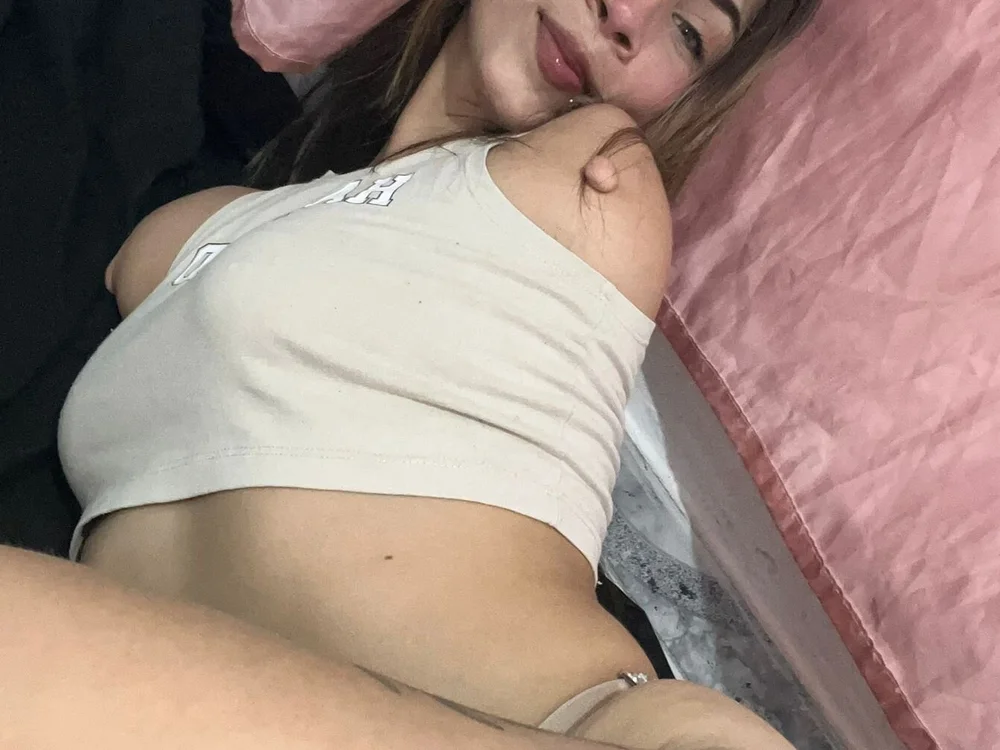 DulceEsmeralda_'s Offline XXX Chat