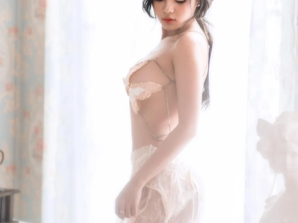Miki_099's Offline XXX Chat
